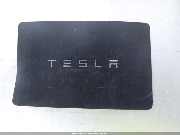 2024 TESLA MODEL Y — I11