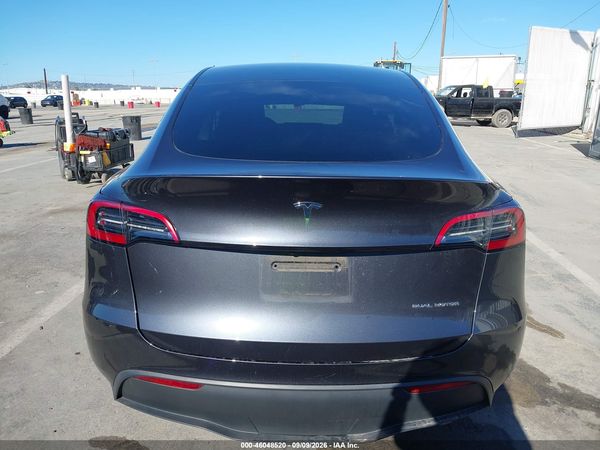 2024 TESLA MODEL Y — I119