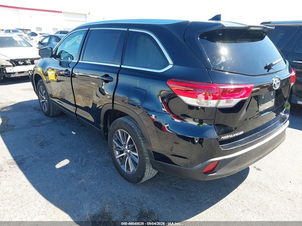 2019 TOYOTA HIGHLANDER XLE