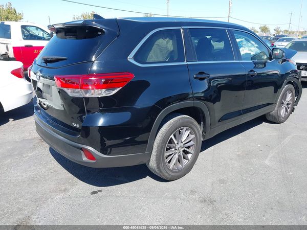 2019 TOYOTA HIGHLANDER XLE