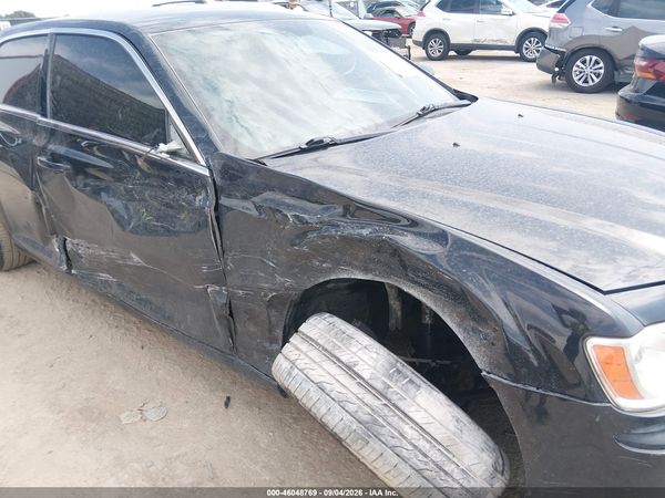 2014 CHRYSLER 300 — I6