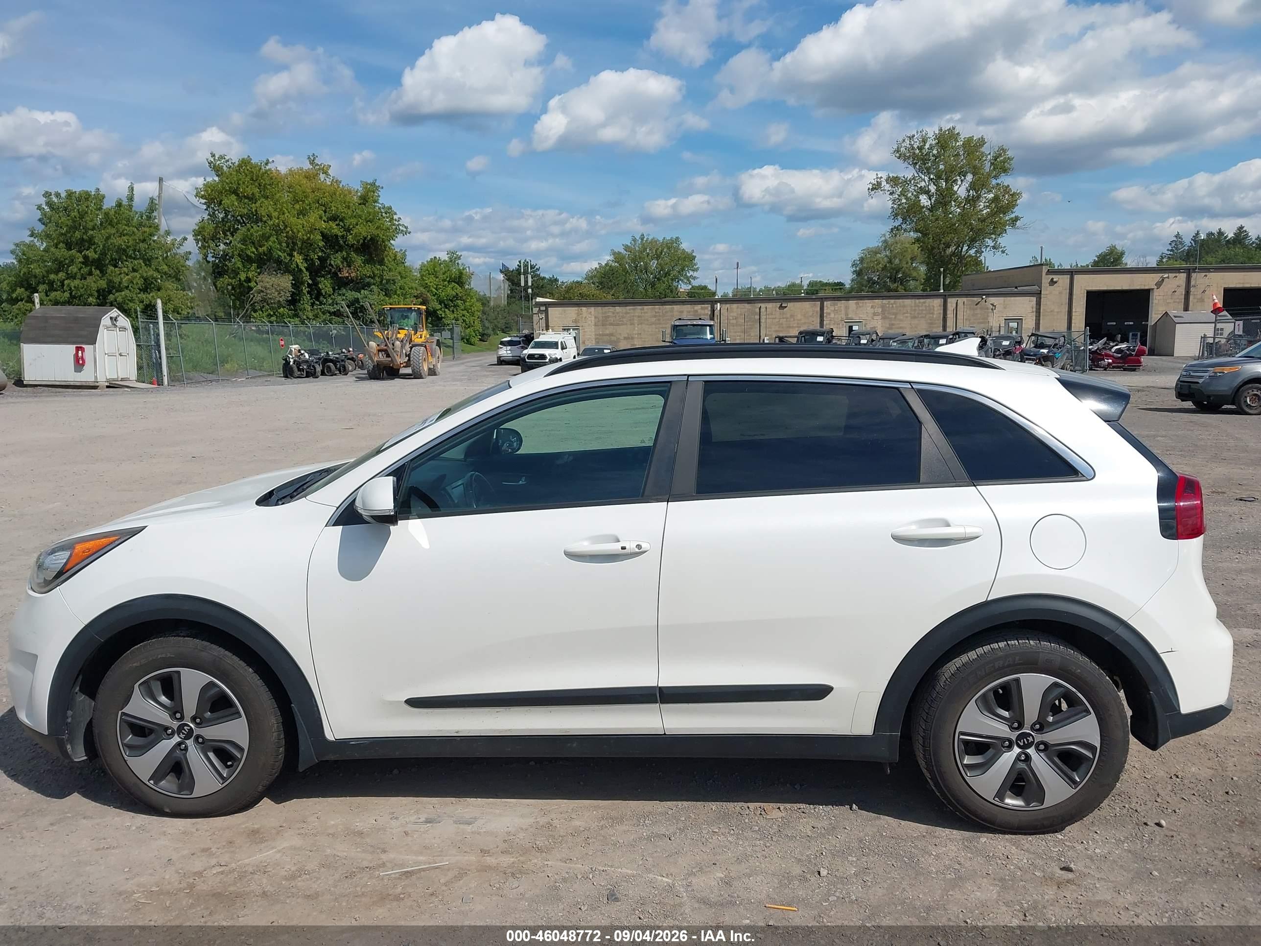 2017 KIA NIRO EX