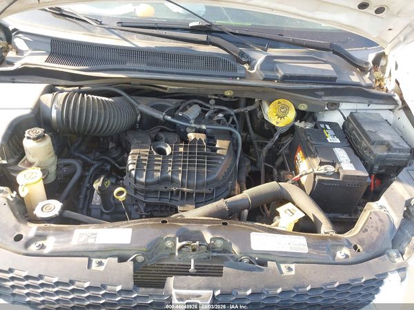 2013 DODGE GRAND CARAVAN SE — I10