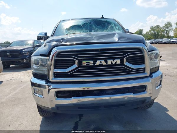 2017 RAM 3500 LIMITED  4X4 6'4 BOX — I115