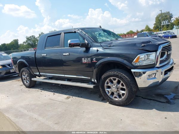 2017 RAM 3500 LIMITED  4X4 6'4 BOX — I116
