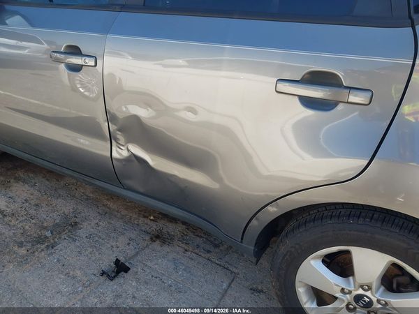 2017 KIA SOUL Base — I152