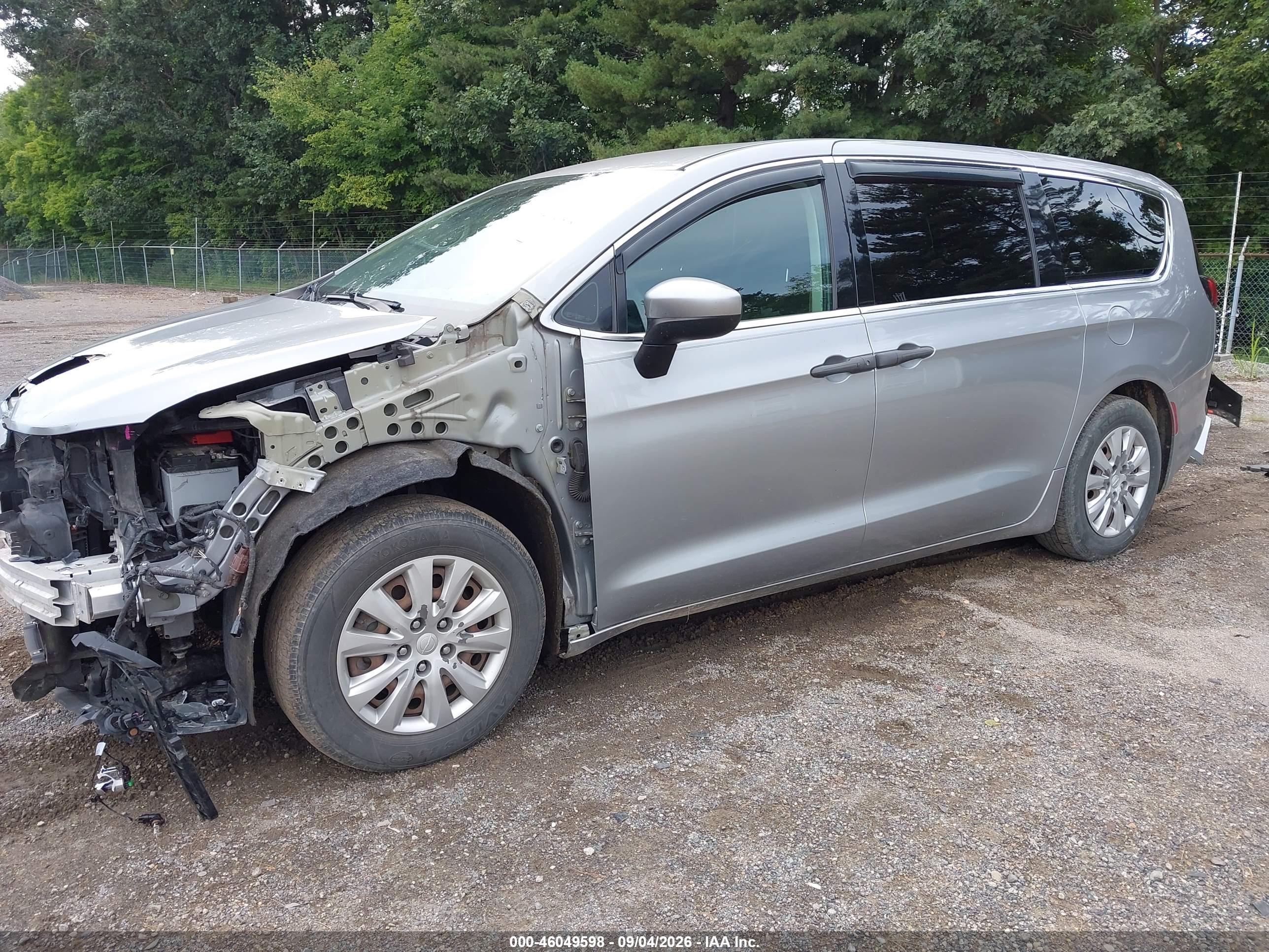 2018 CHRYSLER PACIFICA L — I2