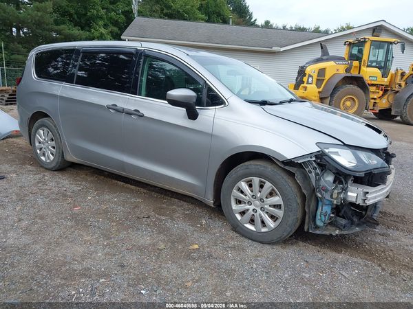 2018 CHRYSLER PACIFICA L — I1