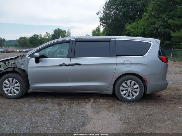 2018 CHRYSLER PACIFICA L — I117