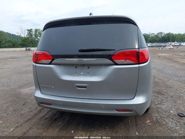 2018 CHRYSLER PACIFICA L — I119