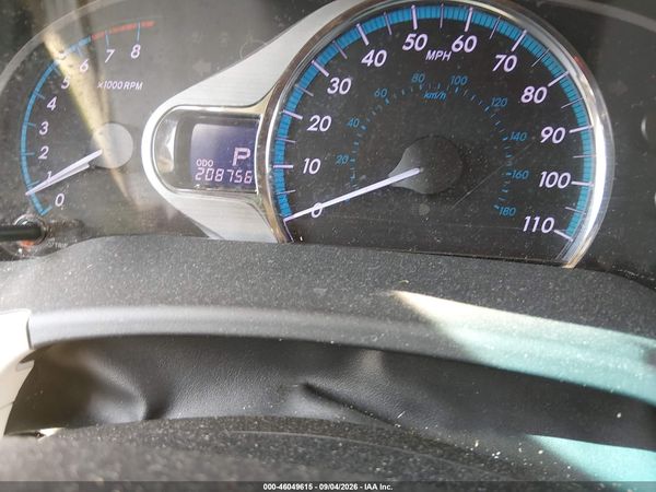 2012 TOYOTA SIENNA XLE V6 8 PASSENGER — I7