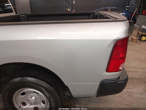 2019 RAM 1500 CLASSIC TRADESMAN  4X4 6'4 BOX