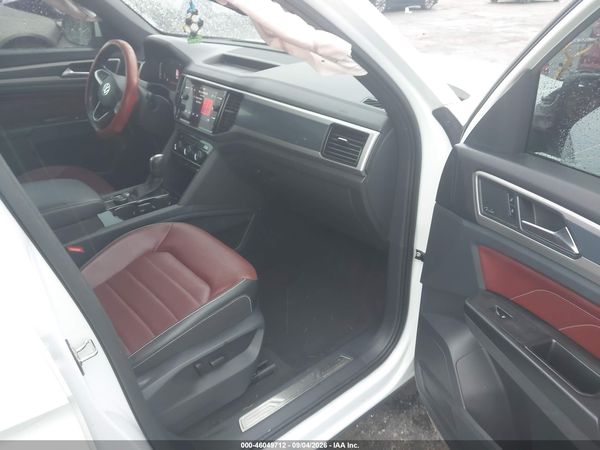 2020 VOLKSWAGEN ATLAS CROSS SPORT 3.6L V6 SEL PREMIUM — I5