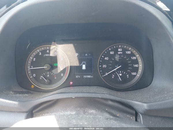 2017 HYUNDAI TUCSON SE/SE PLUS — I7