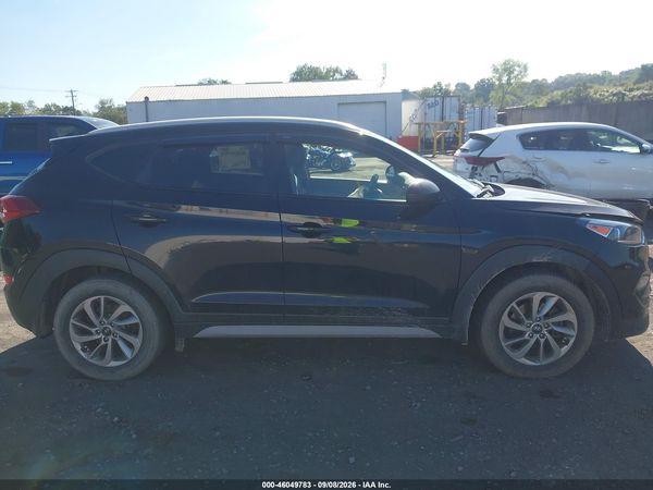 2017 HYUNDAI TUCSON SE/SE PLUS — I116