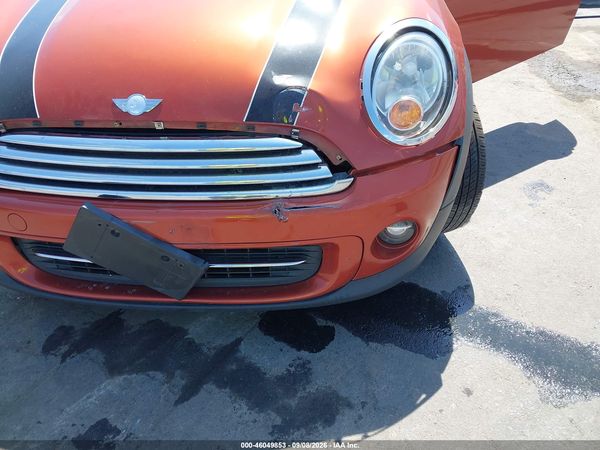 2012 MINI COOPER — I6