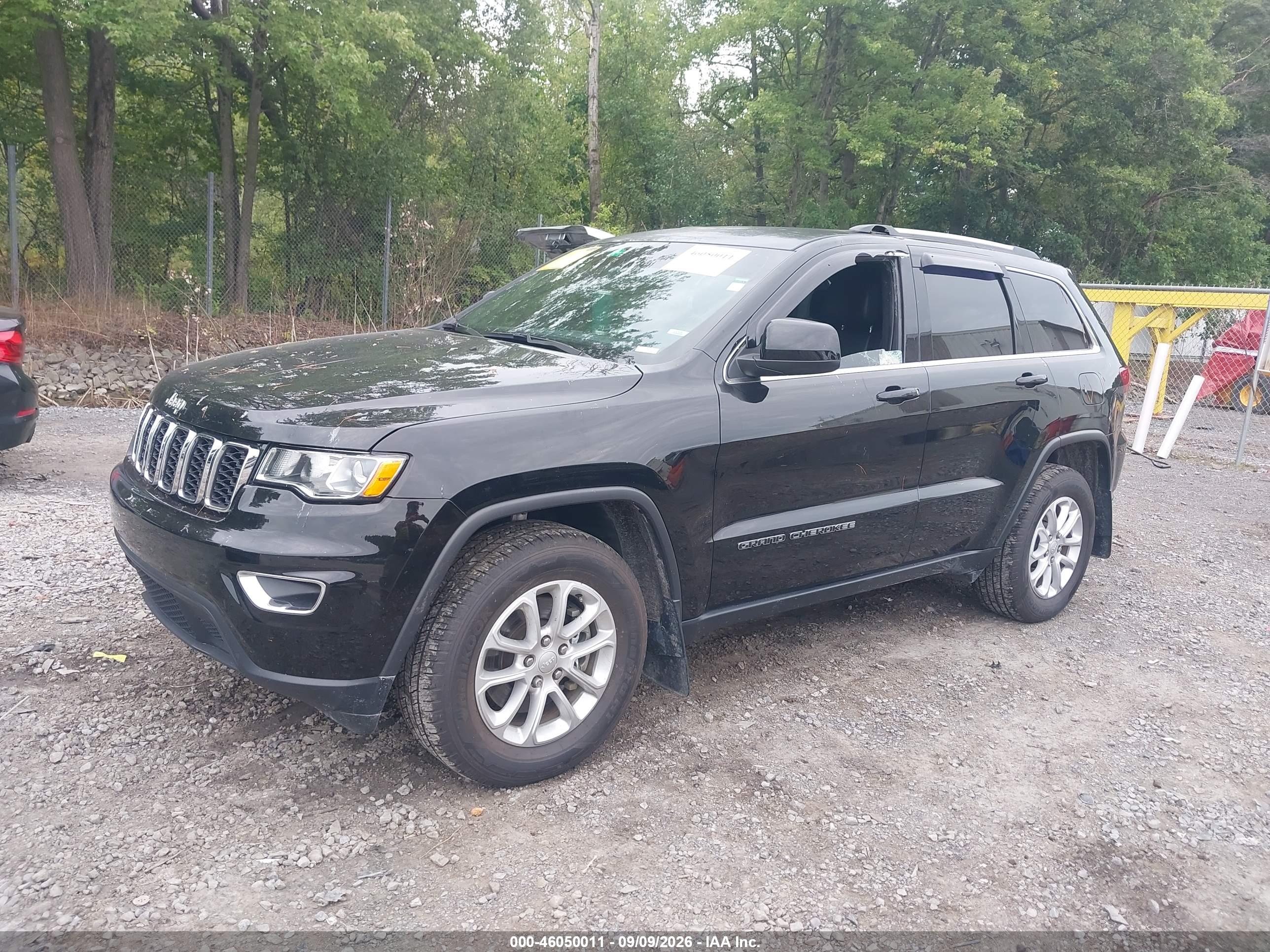 2021 JEEP GRAND CHEROKEE LAREDO X 4X2 — I2
