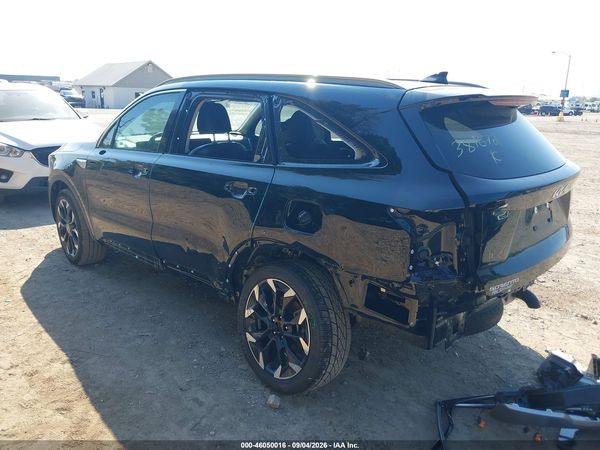 2025 KIA SORENTO EX — I3