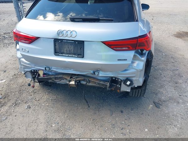2020 AUDI Q3 — I6