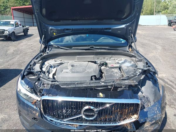2021 VOLVO XC60 T5 MOMENTUM