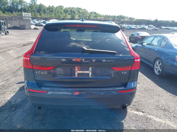 2021 VOLVO XC60 T5 MOMENTUM