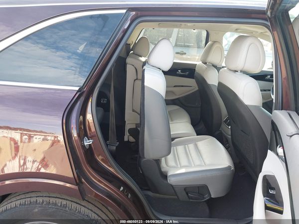 2016 KIA SORENTO 3.3L SX — I8