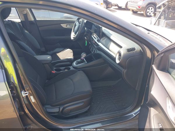 2024 KIA FORTE LXS — I5
