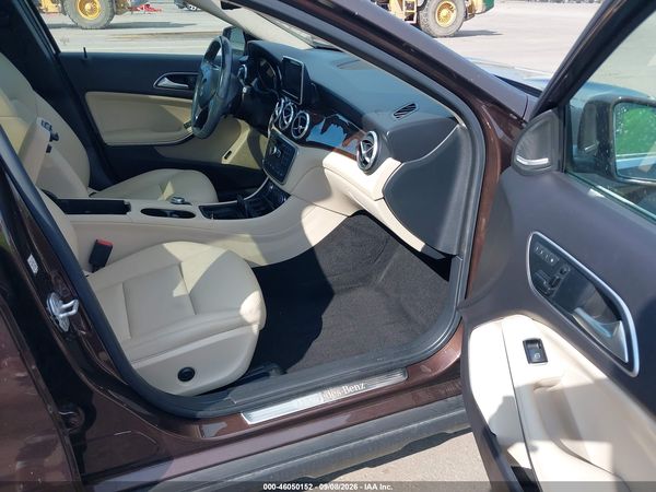 2015 MERCEDES-BENZ GLA 250 4MATIC — I5