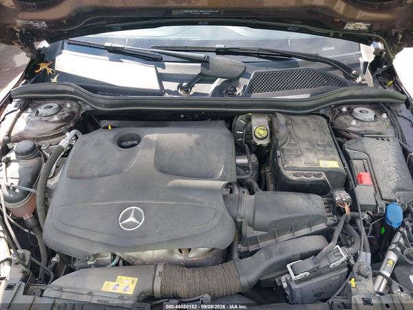 2015 MERCEDES-BENZ GLA 250 4MATIC — I10