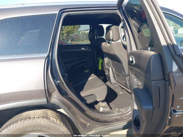 2020 JEEP GRAND CHEROKEE LAREDO E 4X4 — I8