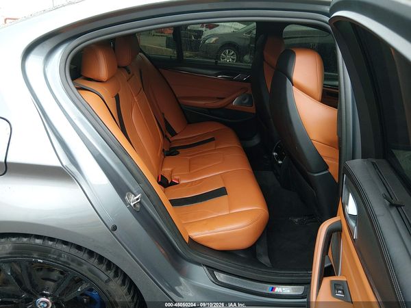 2019 BMW M5 — I8