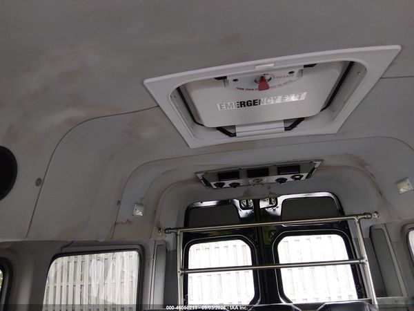 2015 MERCEDES-BENZ SPRINTER 3500 — I6