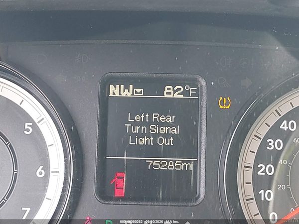 2018 RAM 1500 EXPRESS  4X4 6'4 BOX