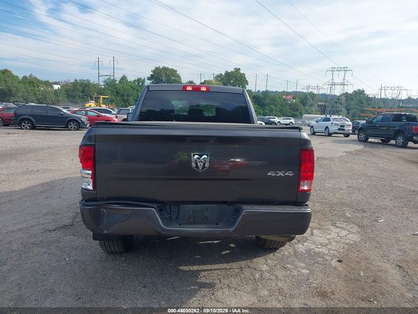2018 RAM 1500 EXPRESS  4X4 6'4 BOX