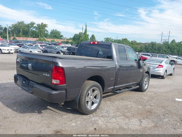 2018 RAM 1500 EXPRESS  4X4 6'4 BOX