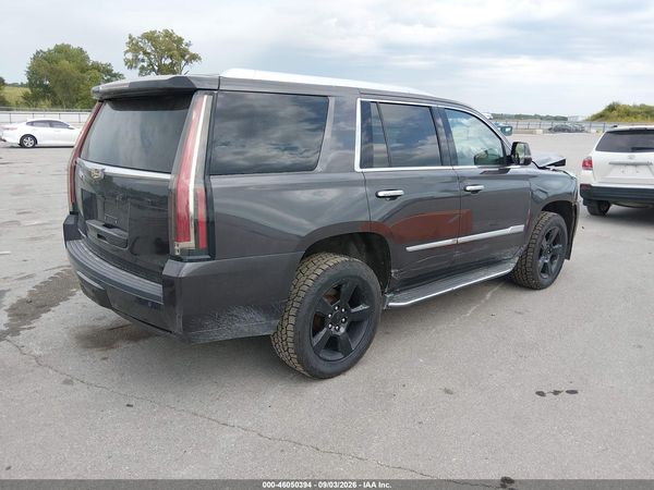 2016 CADILLAC ESCALADE PREMIUM COLLECTION — I3