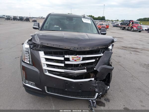 2016 CADILLAC ESCALADE PREMIUM COLLECTION — I5