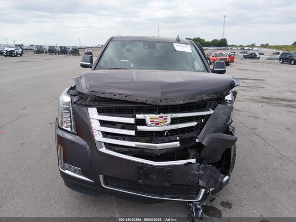 2016 CADILLAC ESCALADE PREMIUM COLLECTION — I13