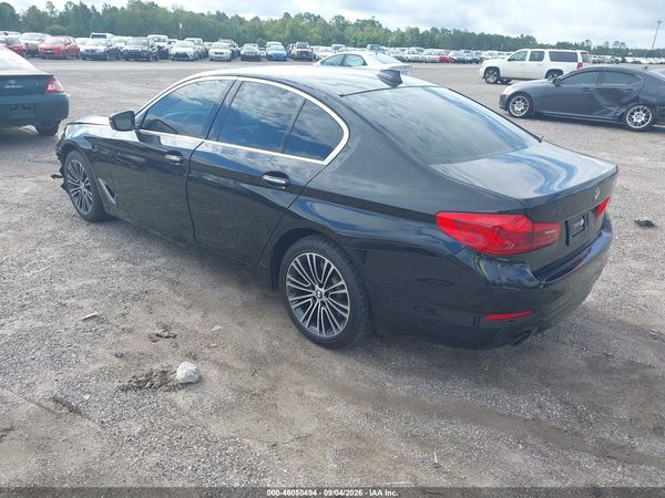 2018 BMW 530I — I3