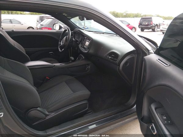 2017 DODGE CHALLENGER SXT