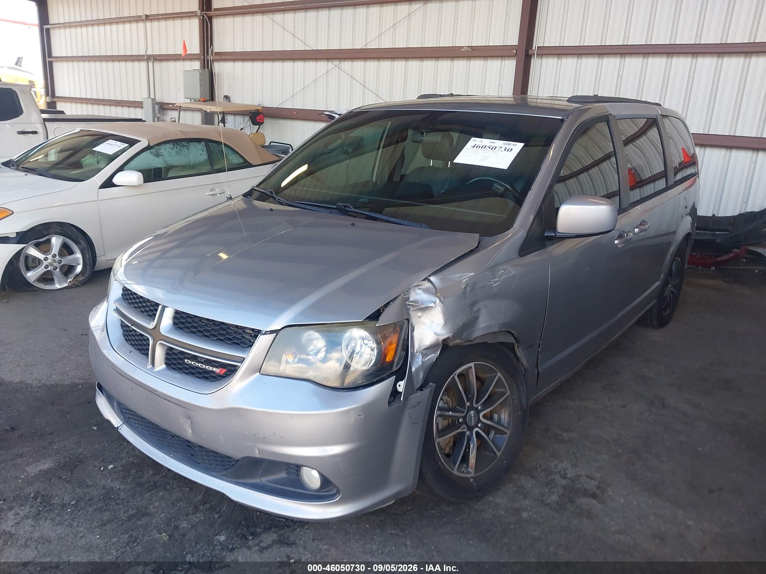 2016 DODGE GRAND CARAVAN R/T — I2