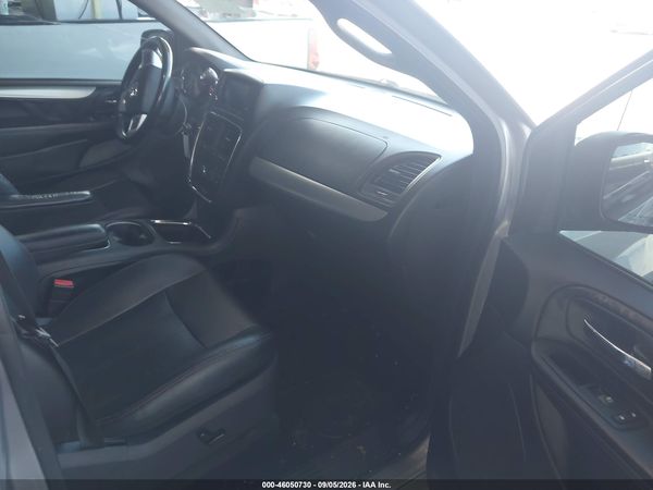 2016 DODGE GRAND CARAVAN R/T — I5