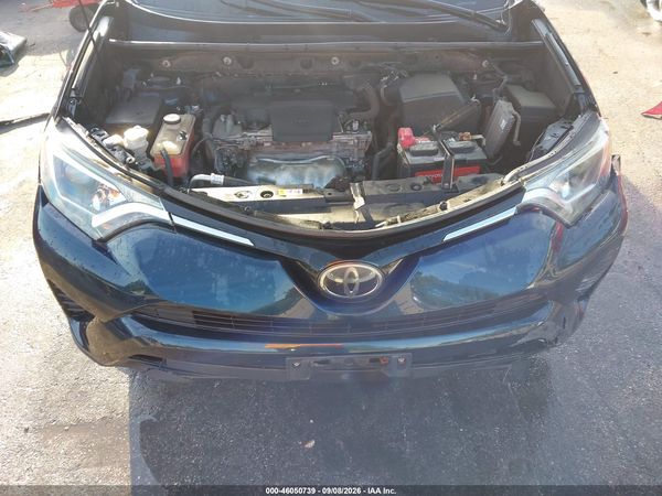 2018 TOYOTA RAV4 LE — I10