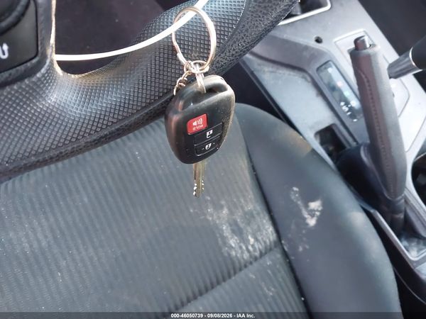 2018 TOYOTA RAV4 LE — I11