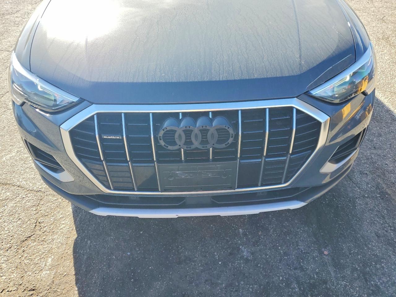 2020 AUDI Q3 quattro Premium