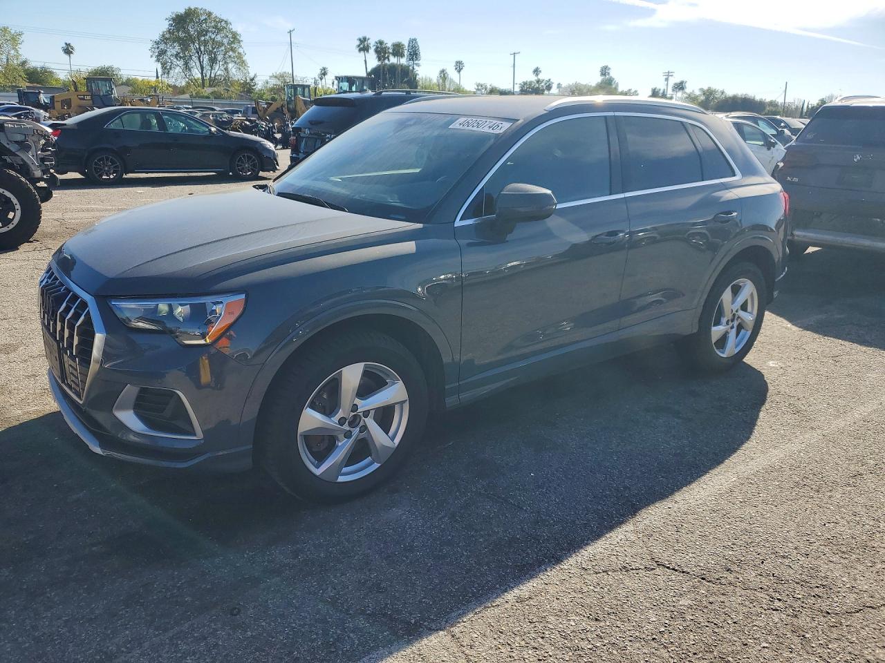 2020 AUDI Q3 quattro Premium