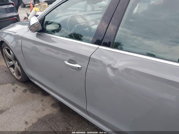 2015 AUDI S8 4.0T — I152