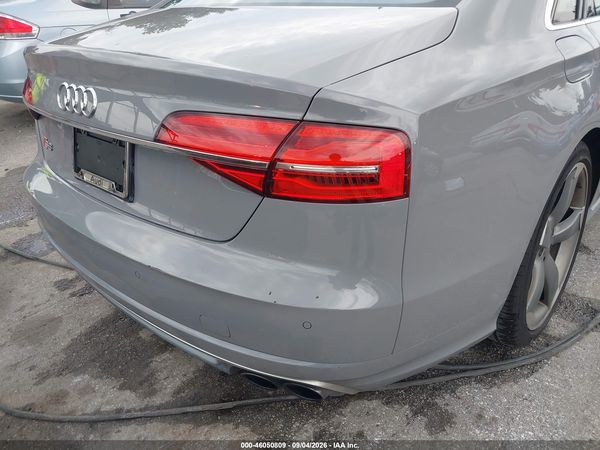 2015 AUDI S8 4.0T — I154
