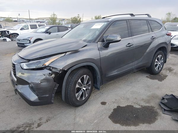 2022 TOYOTA HIGHLANDER — I2