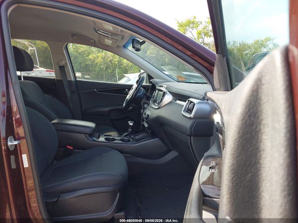 2019 KIA SORENTO 2.4L LX